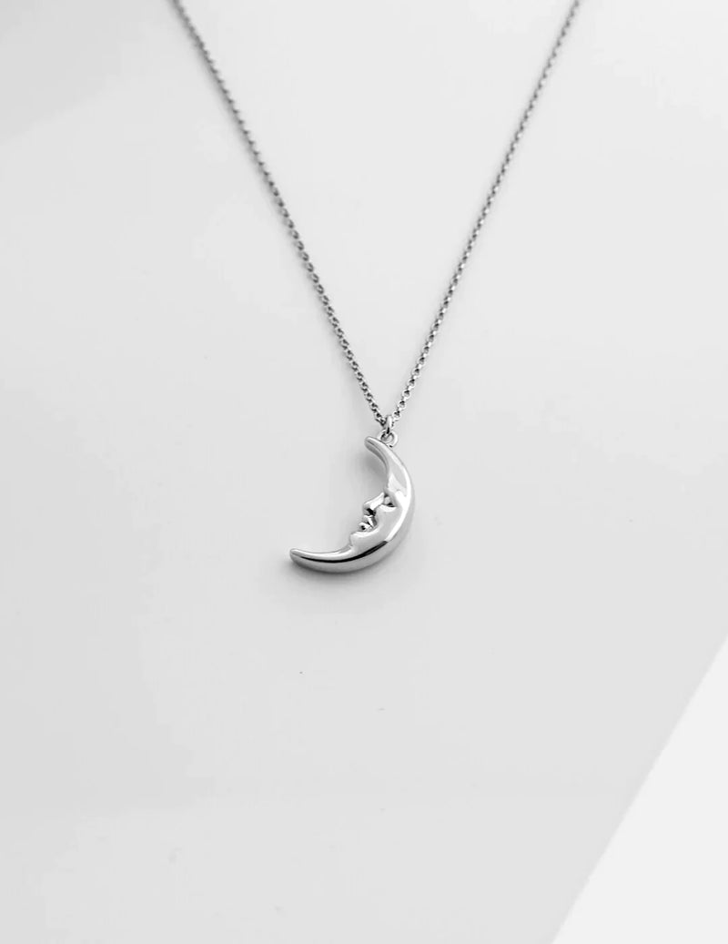 Delicate Crescent Moon Pendant Necklace